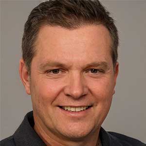 Julian-Schneider